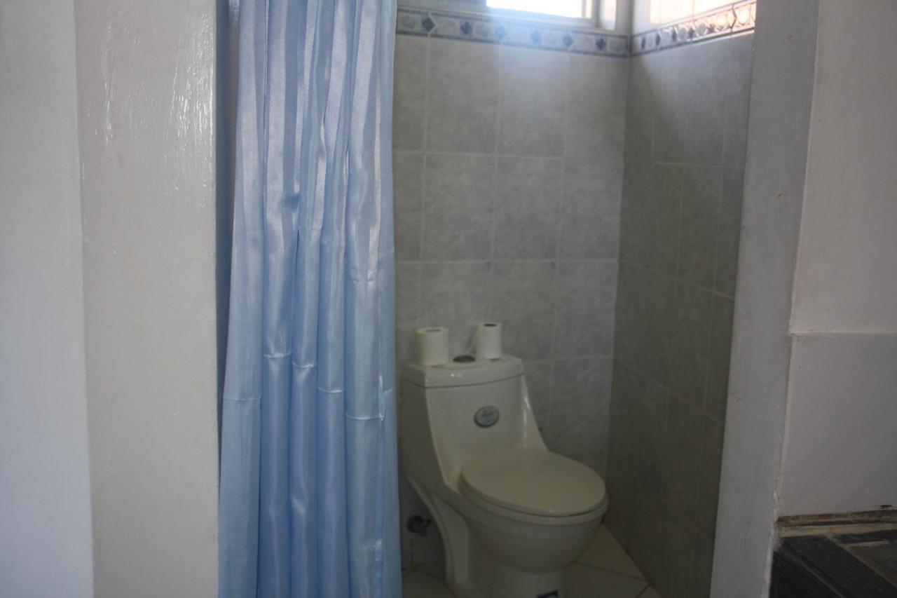 Royal Palms Apartment A4 Mombasa Exterior photo